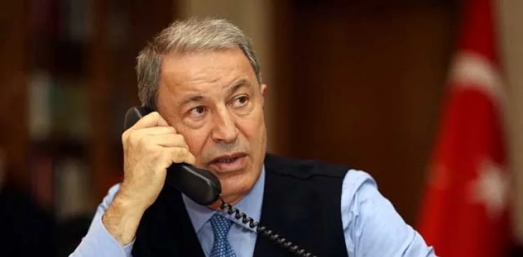 BAKAN AKAR, FİLİPİNLİ MEVİKADIŞI İLE GÖRÜŞTÜ