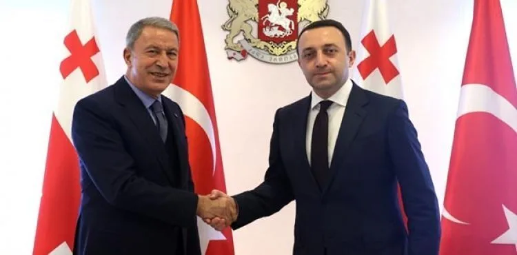 Bakan Akar, Gürcistan Başbakanı Garibaşvili ile görüştü