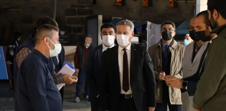 KAZANCILAR ÇARŞISI'NIN ÇEHRESİNİ DEĞİŞTİRECEK RESTORASYON ÇALIŞMASI BAŞLADI