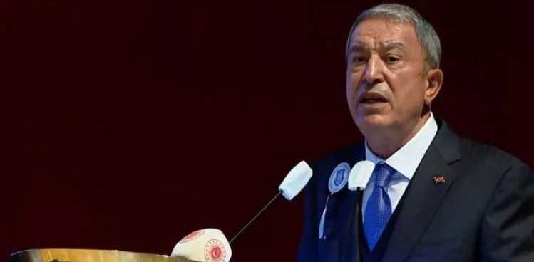 BAKAN AKAR'DAN YUNANİSTAN'A 'SİLAHLANMA' TEPKİSİ: BU GAYRETTEN VAZGEÇİN
