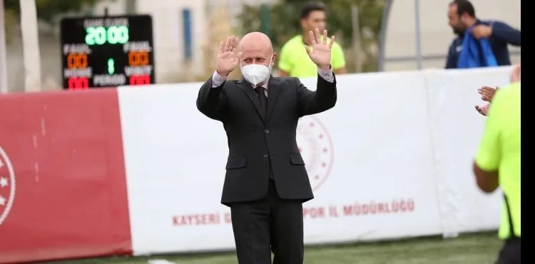 BAŞLAMA VURUŞUNU BAŞKAN ÇOLAKBAYRAKDAR YAPTI