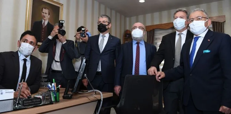 BÜYÜKKILIÇ’TAN İSTİHDAMA DESTEK VERECEK PROJE: KAYSERİ KARİYER MERKEZİ
