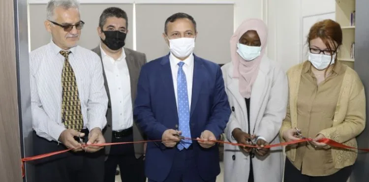 ERÜ’de Yabancı Diller Yüksekokulu’nun Yenilenen Binası ve Bilgisayar Laboratuvarı Açıldı