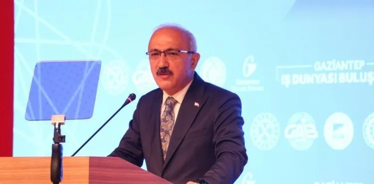 Hazine ve Maliye Bakanı Lütfü Elvan'dan kur açıklaması!