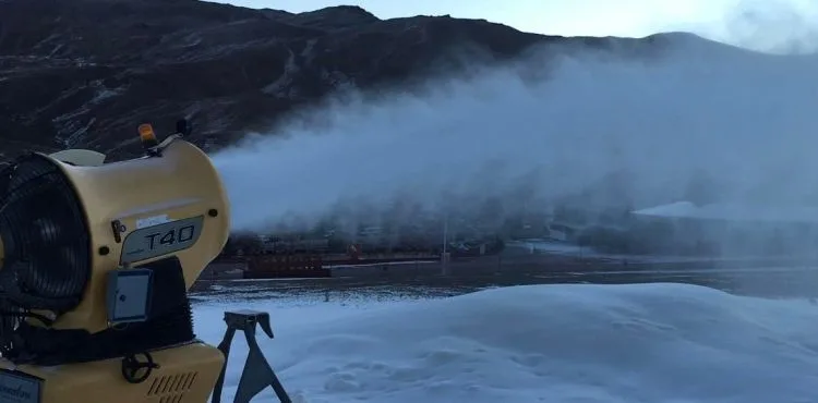 Erciyes'te Suni Karlama Çalışması Yapıldı