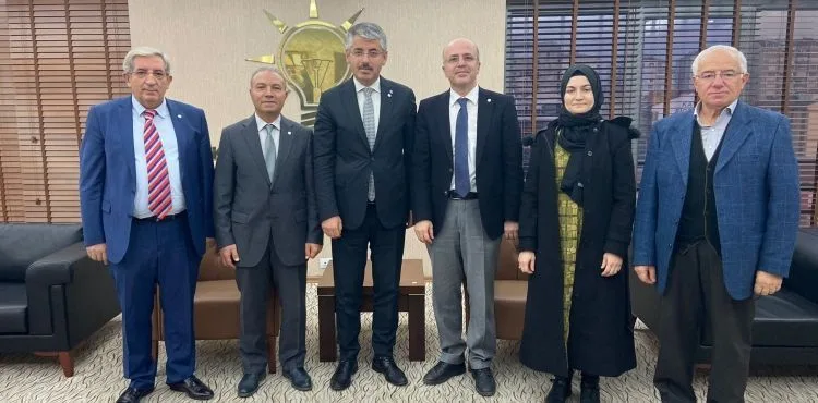 KAYSERİ KIZILAY YÖNETİMİNİN PARTİ İL BAŞKANLIKLARI ZİYARETİ
