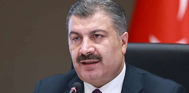 Bakan Koca uyardı: 'Omicron varyantının hızını keselim'