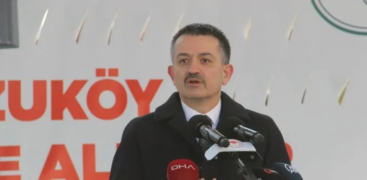 Bakan Pakdemirli: Kılıçdaroğlu dönsün kendine baksın, kendisi bizatihi Kandil'in sözcüsüdür