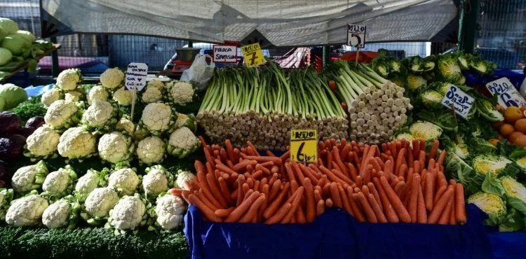 Soğuk hava sebzeleri yaktı, fiyatlar yüzde 50 arttı
