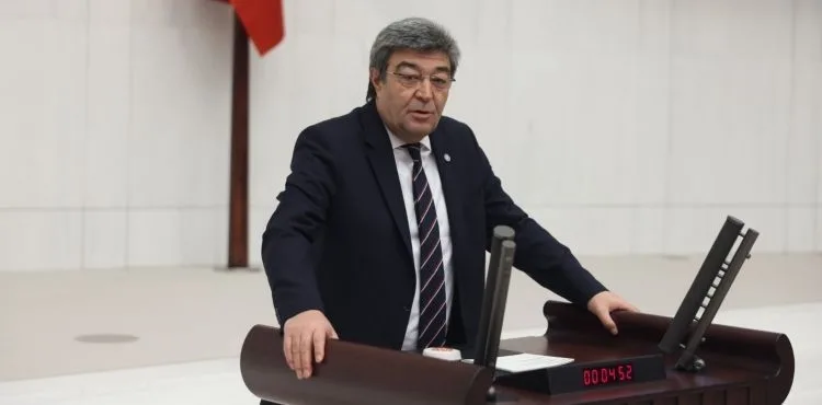 Dursun Ataş: "Asgari ücreti üç ayda bir enflasyona göre güncelleyelim"