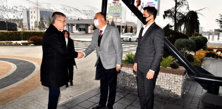 AK Parti İl Başkanı Çopuroğlu, Kayseri OSB Başkanı İmamoğlu’nu ziyaret etti