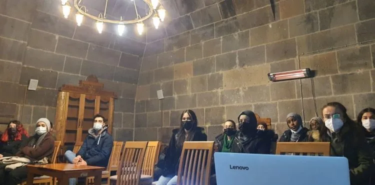 ÖĞRENCİ DOSTU BÜYÜKŞEHİR’DEN EĞİTİME DESTEK