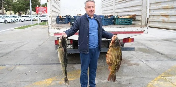Kaçak avlanan 2,5 ton balığa el konuldu