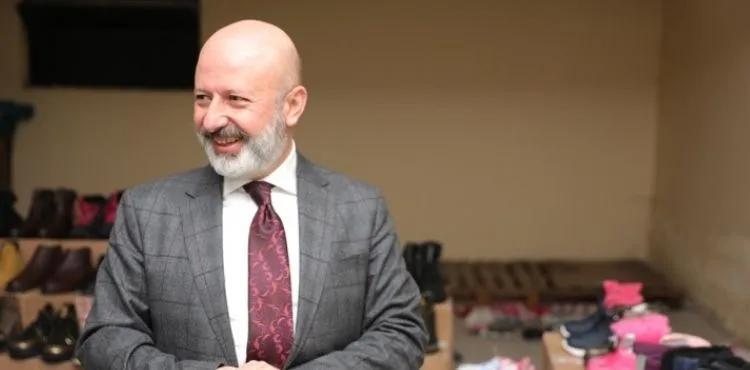 HER YIL OLDUĞU GİBİ BU BAYRAMDA BAYRAMLIKLAR KOCASİNAN BELEDİYESİ’NDEN