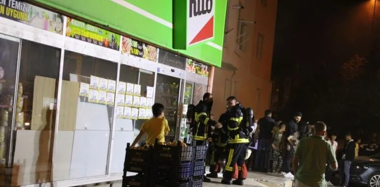 Eski çalışan girdiği marketi önce soydu sonra yaktı