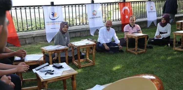 GENÇ DOSTU BAŞKAN, GENÇLERLE BİR ARAYA GELDİ