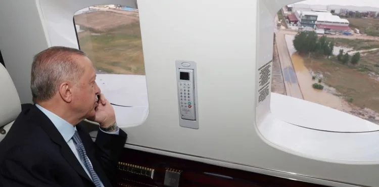 Cumhurbaşkanı Erdoğan, selden etkilenen Akyurt'ta havadan incelemede bulundu