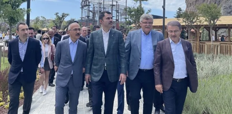 Bakan Kurum: “Haliç’i kaderine terk etmeyeceğiz”