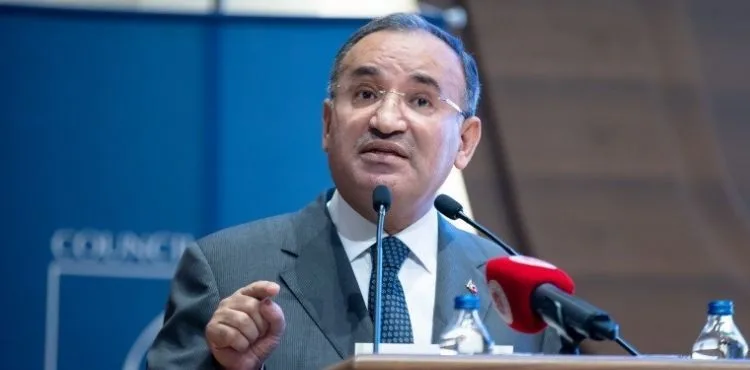 Adalet Bakanı Bozdağ: “Adayımız Cumhurbaşkanı Recep Tayyip Erdoğan’dır, adaylığı yasaldır”