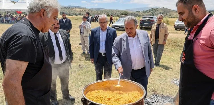 BAŞKAN YALÇIN BAŞAKPINARLILARLA ÇALIÇUKURDA BULUŞTU