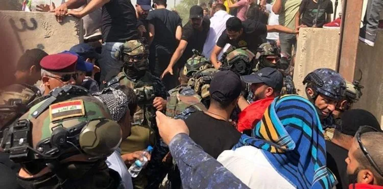 Bağdat'ta Sadr destekçileri yine Yeşil Bölge'yi bastı