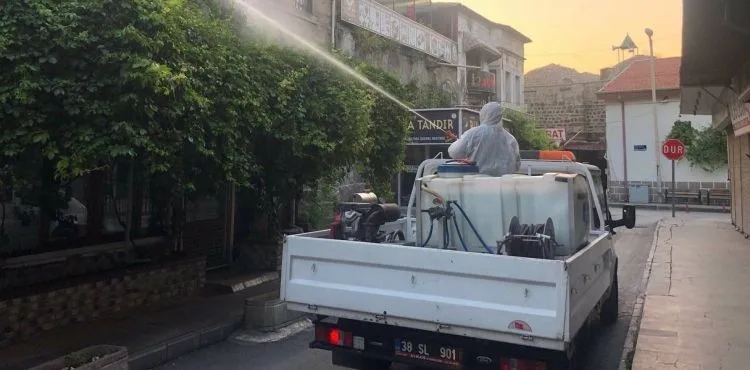 MELİKGAZİ’DE SİVRİSİNEK VE HAŞERE İLE MÜCADELEDE ETKİN MÜCADELE
