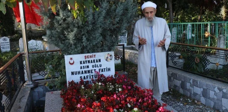 Şehit Kaymakam Safitürk'ün babası vefat etti