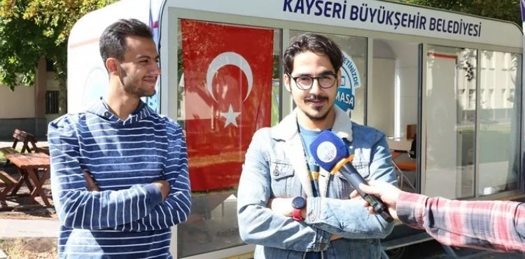 BÜYÜKŞEHİR’DEN ÜNİVERSİTE ÖĞRENCİLERİNE REHBERLİK VE DANIŞMANLIK HİZMETİ