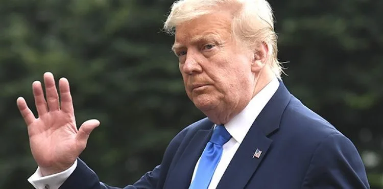Trump'ın bazı resmi belgeleri Beyaz Saray'da tuvalete attığı iddia edildi