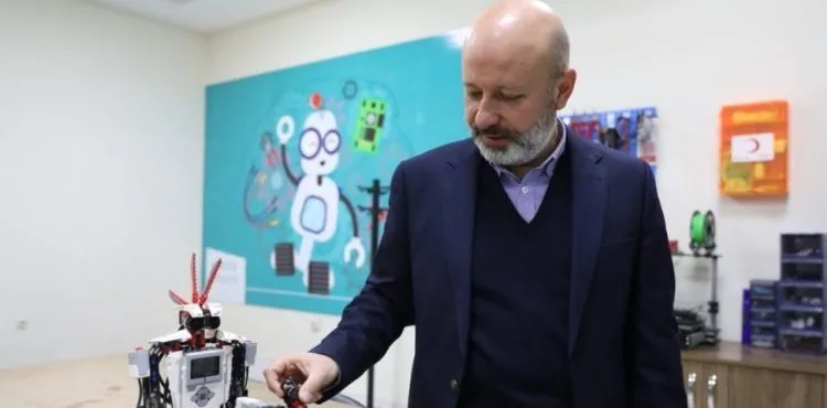 KOCASİNAN'DA ÖĞRENCİLER, UZAYIN DERİNLİKLERİNE YOLCULUK YAPACAK!