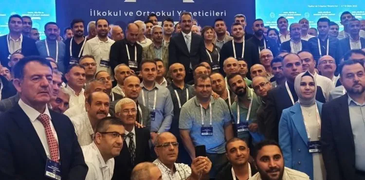 Milli Eğitim Bakanı Özer: 'Öğrenci derslerden hangi seviyede olduğunu kendi seçecek'