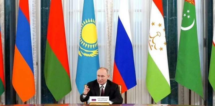 Putin: 'Bölgemizdeki sorunların çözümüne dair önlemler almamız gerekiyor'
