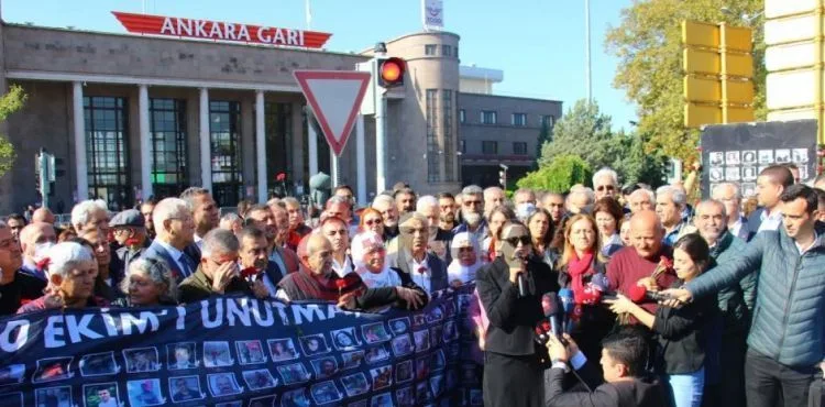Ankara Garı patlamasında hayatını kaybeden 103 kişi anıldı