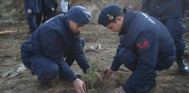 HACILARDA BİN 111 FİDAN TOPRAKLA BULUŞTU