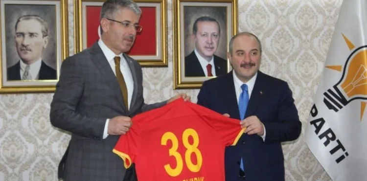 Bakan Varank, yerel yöneticiler ve AK Parti’yi ziyaret etti