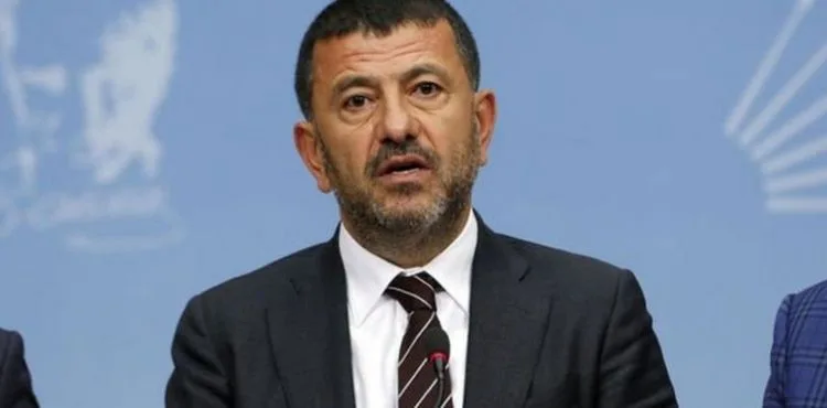 ASGARİ ÜCRETLİ AYLIĞININ BİR KURUŞUNA DAHİ DOKUNMASA 30 YILDA 100 METREKARE EVİ ANCAK ALABİLİYOR.