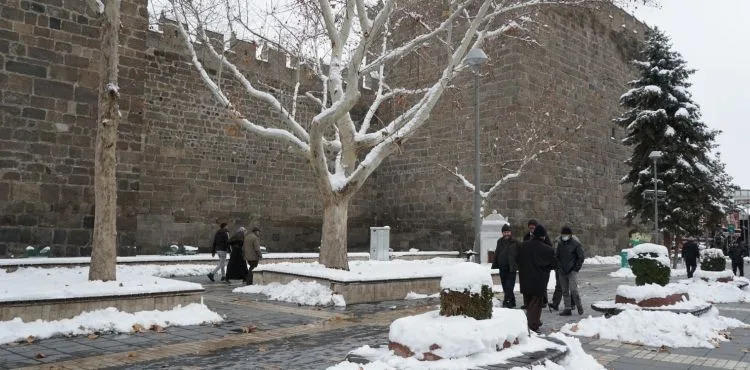 Kayseri sessizliğe büründü