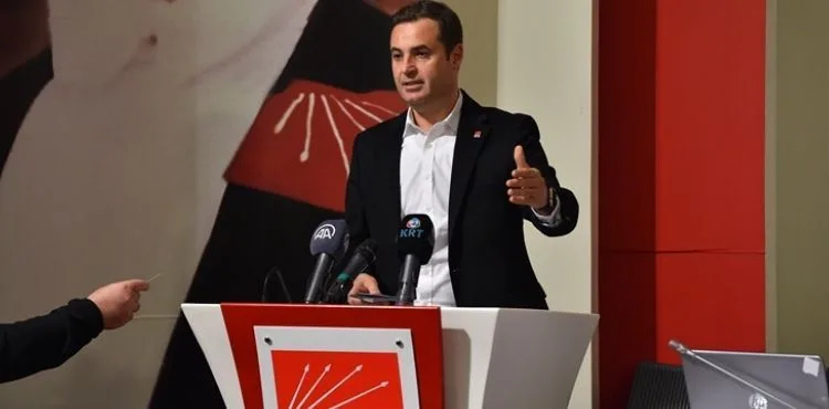 CHP Genel Başkan Yardımcısı Ahmet Akın, CHP Afet Koordinasyon Merkezi çalışmalarına dair açıklama yaptı
