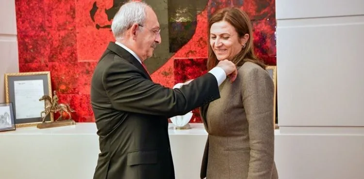 CHP GENEL BAŞKANI VE CUMHURBAŞKANI ADAYI KEMAL KILIÇDAROĞLU, AVUKAT TÜRKAN ELÇİ İLE GÖRÜŞTÜ