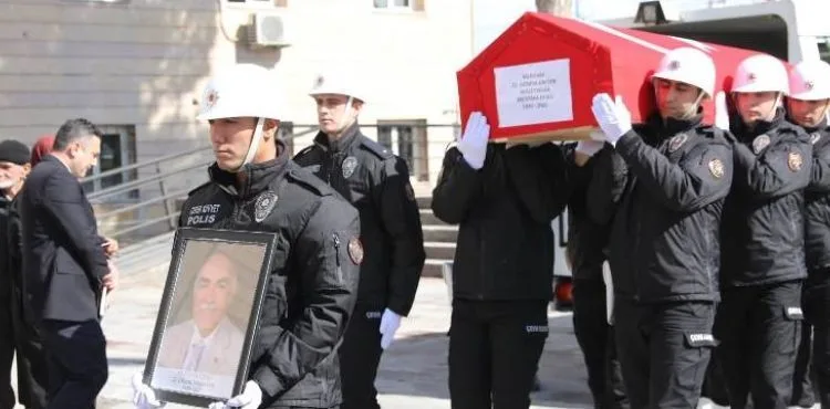 Kayseri’de narkotik ekiplerince yapılan operasyonda ‘uyuşturucu madde ticareti yapmak’ suçundan 2 kişi gözaltına alındı.