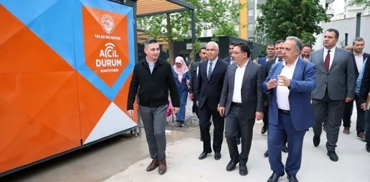 VALİ ÇİÇEK, TALAS’IN ACİL DURUM KONTEYNERİNİ ÖRNEK GÖSTERDİ
