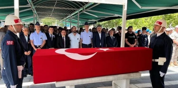KIBRIS GAZİSİ SON YOLCULUĞUNA UĞURLANDI