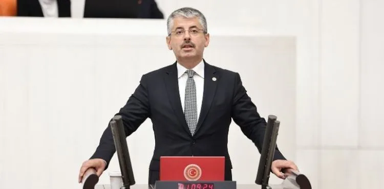 ÇOPUROĞLU, “15 TEMMUZ GECESİ BİRLİĞİN VE BERABERLİĞİN YENİDEN YAZILDIĞI BİR DESTANDIR”