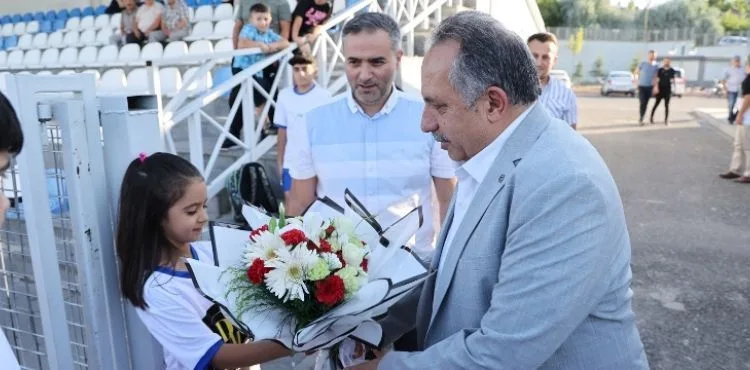 BAŞAKPINAR’DA YAZ SPOR KURSLARINA COŞKULU AÇILIŞ
