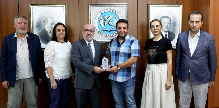 KAYÜ, KalDer Kayseri Şubesi ile İş Birliğini Bir Adım Öteye Taşıyarak KalDer’e Üye Oldu.