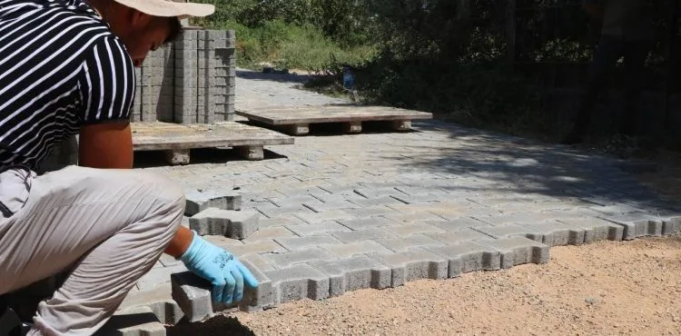 Yeşilhisar’da 410 bin metrekare kilitli parke yol çalışması tamamlandı