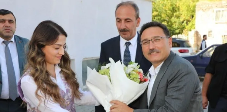 Vali Çiçek Tomarza’da