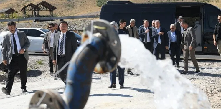 KAYSERİ PROTOKOLÜNÜN ERCİYES’TE JEOTERMAL SEVİNCİ: “ÇOK ÖNEMLİ BİR DESTİNASYON”