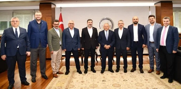 BAŞKAN BÜYÜKKILIÇ, EĞİTİM-BİR-SEN YÖNETİMİYLE BİR ARAYA GELDİ