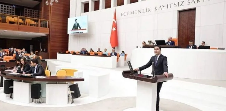 MHP’Lİ ÖZDEMİR MECLİSTE KÜRESEL GELİŞMELERİ KONUŞTU